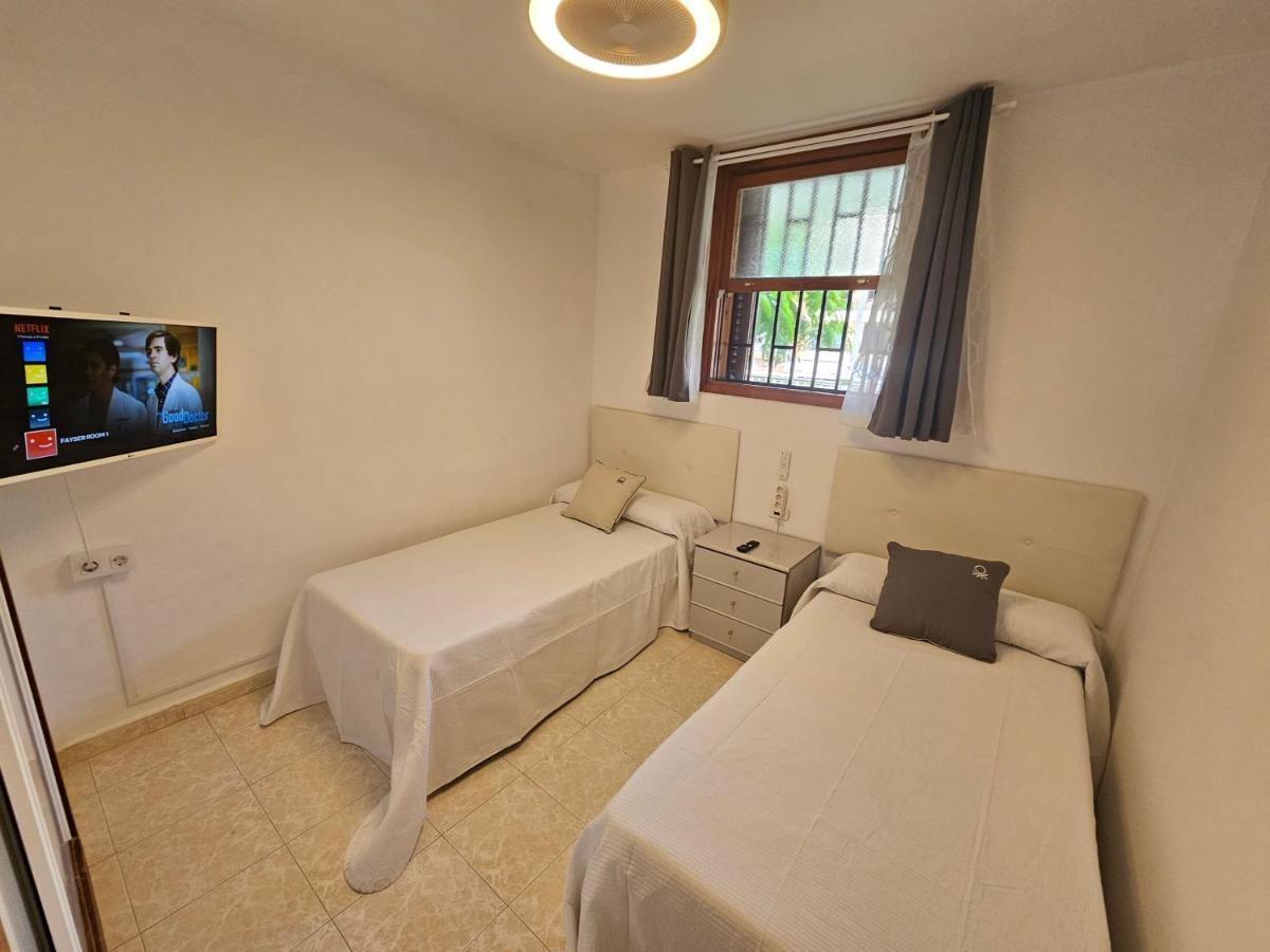 Fayser 108 Beachfront With Direct Pool Access From Terrace Arona  Buitenkant foto