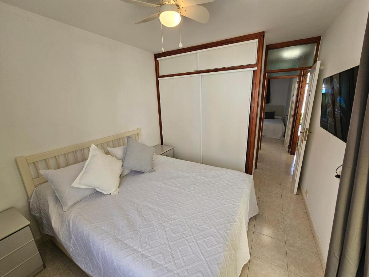 Fayser 108 Beachfront With Direct Pool Access From Terrace Arona  Buitenkant foto