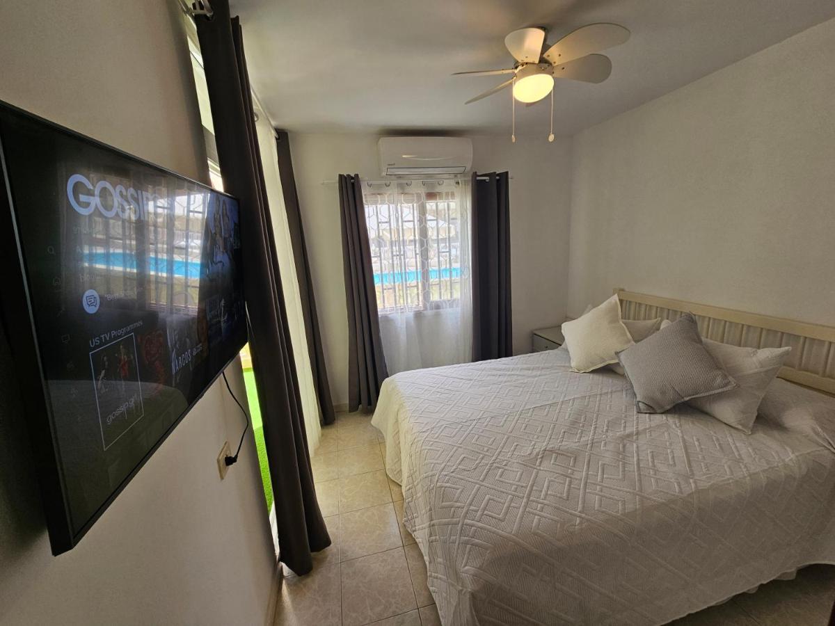 Fayser 108 Beachfront With Direct Pool Access From Terrace Arona  Buitenkant foto