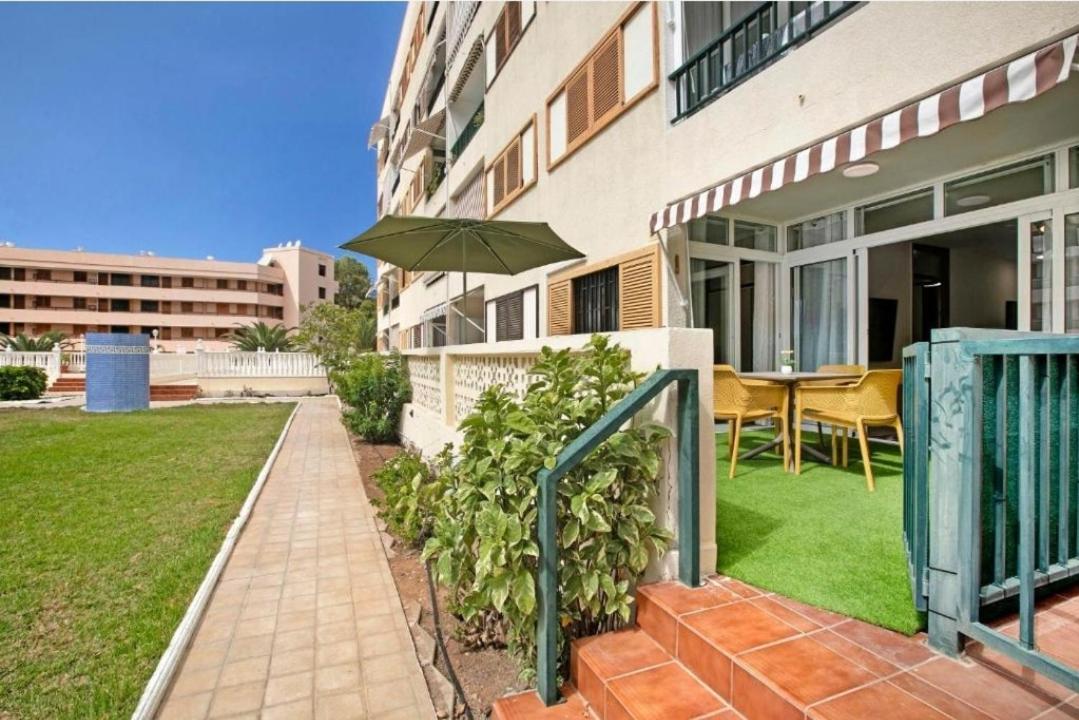 Fayser 108 Beachfront With Direct Pool Access From Terrace Arona  Buitenkant foto
